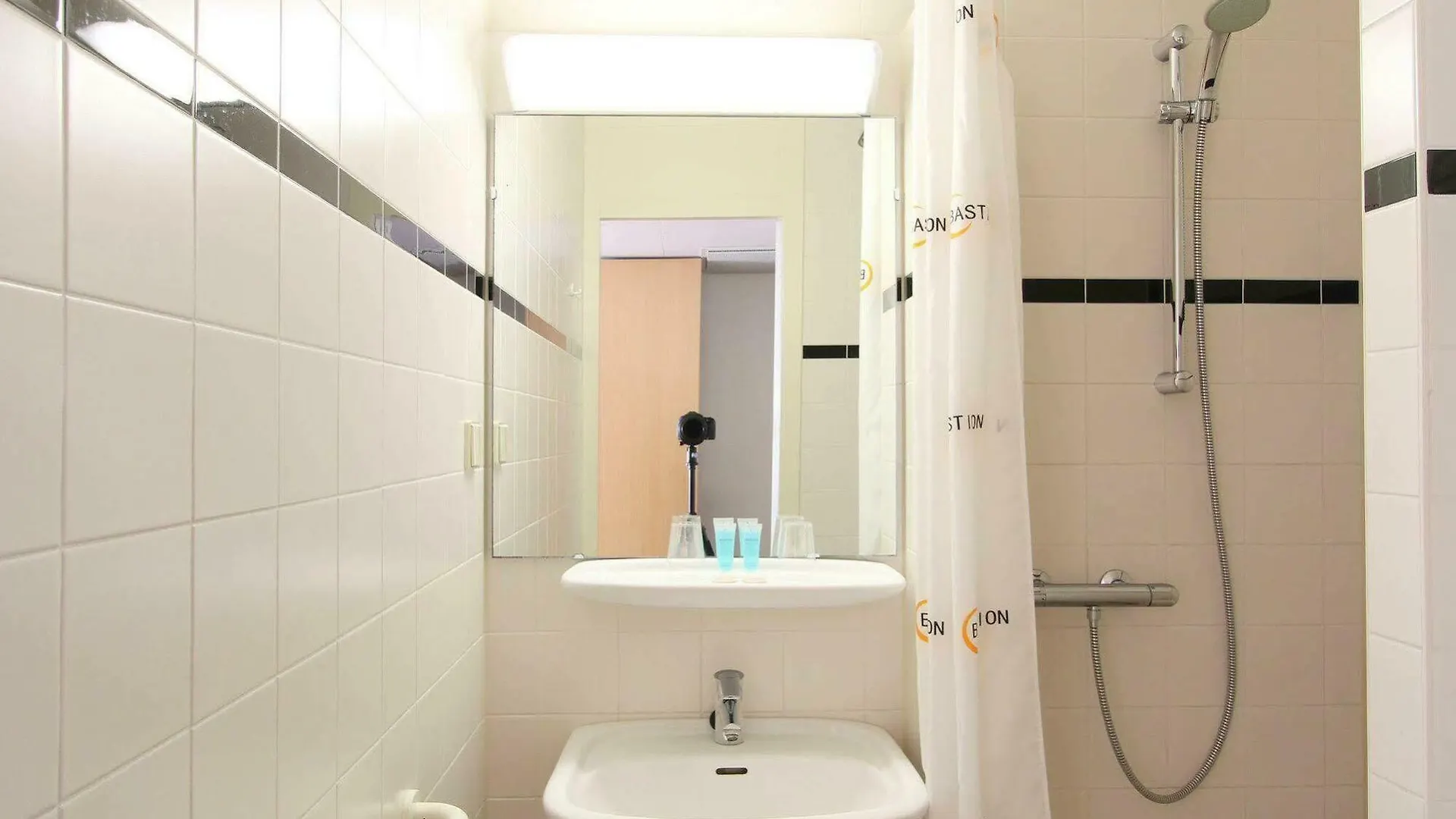 Bastion Hotel Schiphol Hoofddorp 3*,  Netherlands
