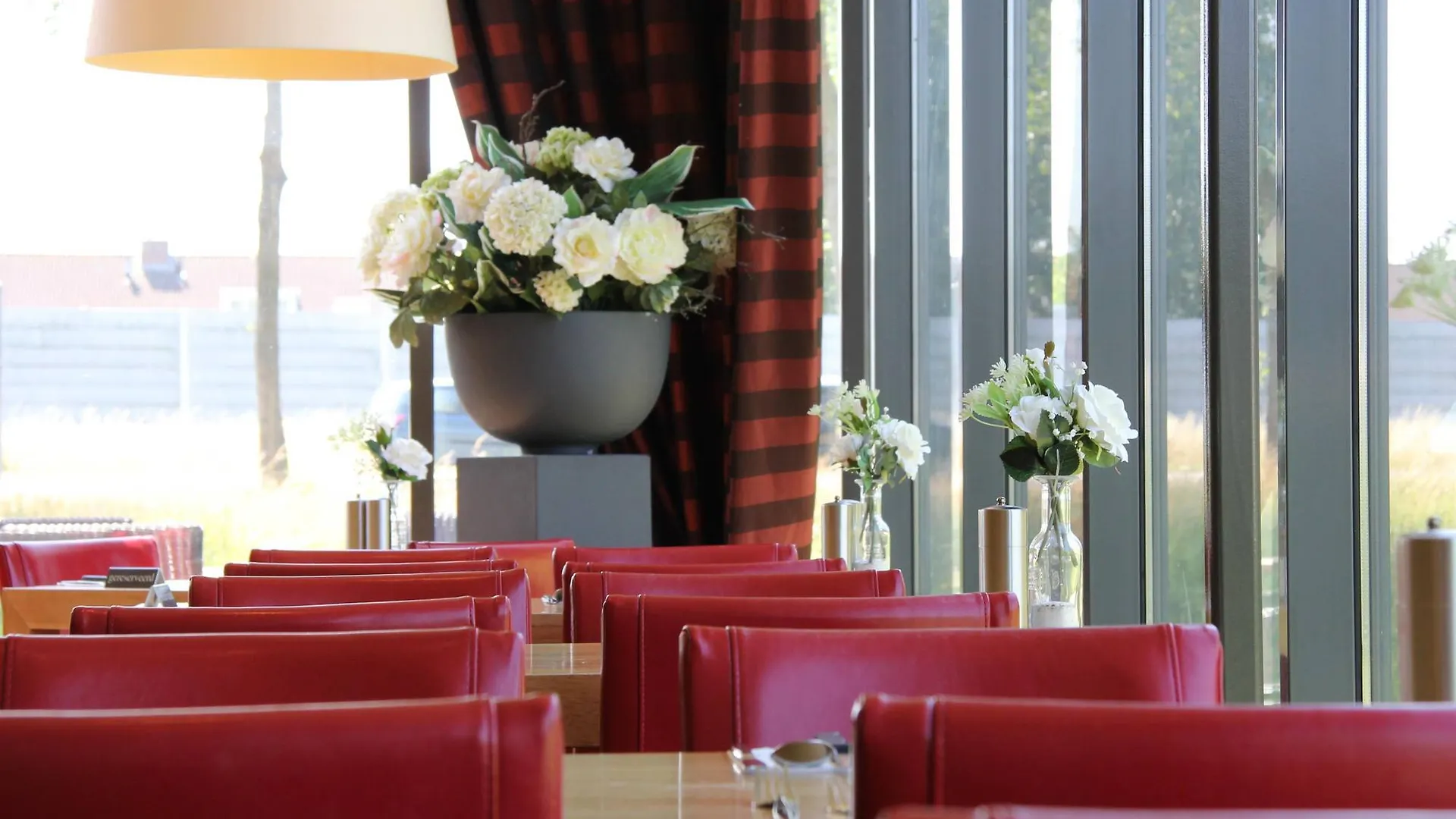 Bastion Hotel Schiphol Hoofddorp 3*,